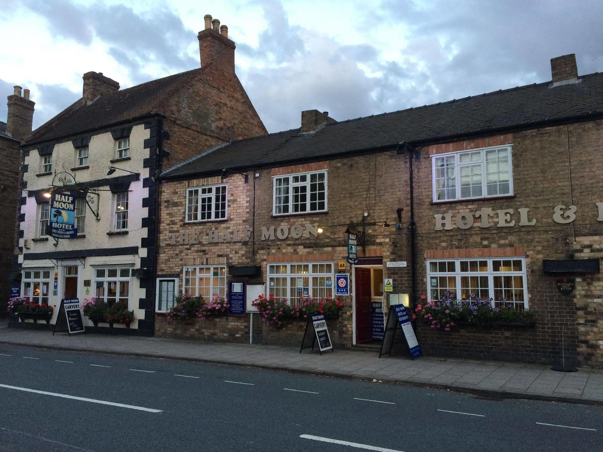 Half Moon Hotel Alford  Exterior foto